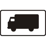 Tabliczka T-23b Dotyczy samochodów ciężarowych. Tabliczka wskazująca, że znak dotyczy samochodów ciężarowych, pojazdów specjalnych, pojazdów używanych do celów specjalnych, o dopuszczalnej masie całkowitej przekraczającej 3,5 t, oraz ciągników samochodowych