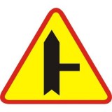 A-6b Skrzyżowanie z drogą podporządkowaną występującą po prawej stronie. Ostrzega o skrzyżowaniu z drogą podporządkowaną występującą po prawej stronie. Grubsza linia na znakach oznacza drogę z pierwszeństwem przejazdu